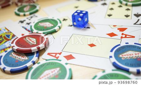 「ポーカーカード記号で楽しむゲームの魅力」
